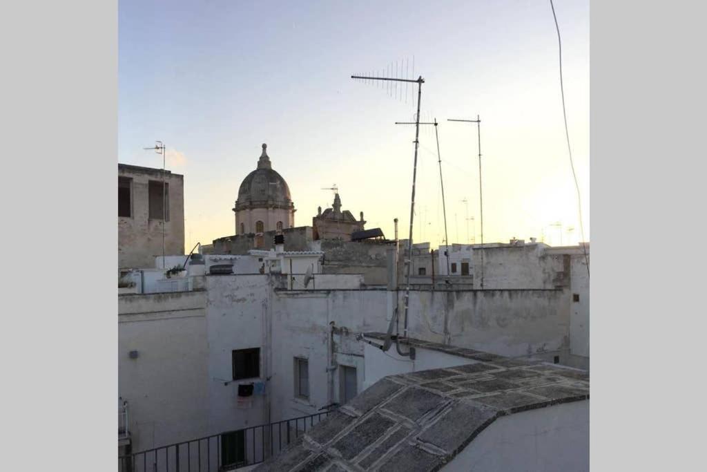 Historic Apartment In Centre Of City 100M To Sea Monopoli Exterior foto